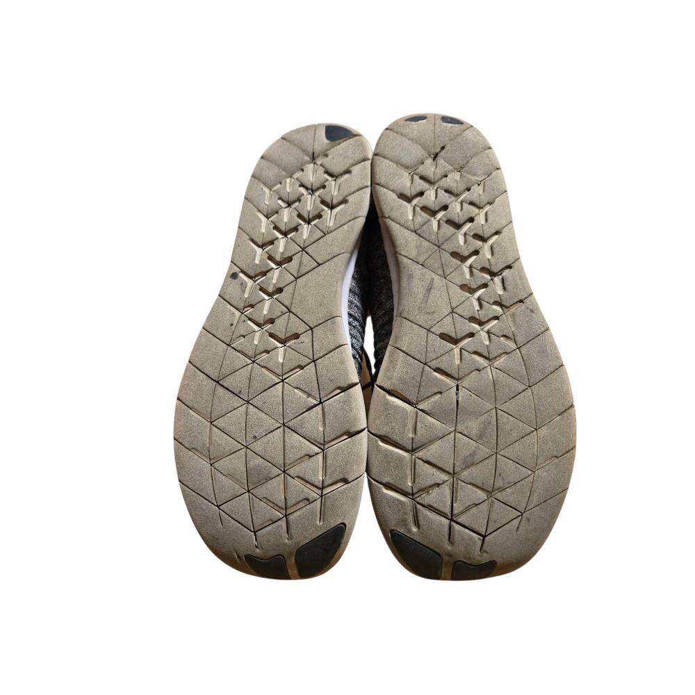 Nike free gray lace up gym shoes, size 7.5 - Picture 5 of 7